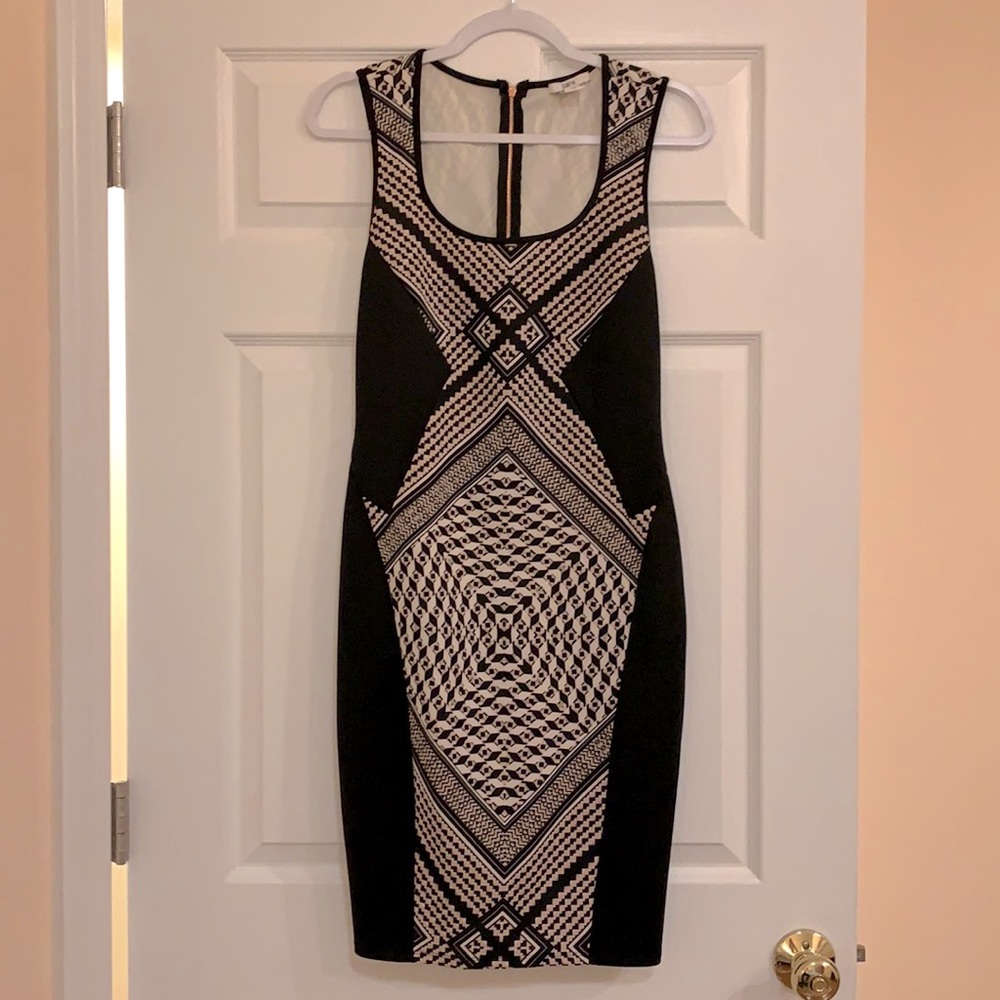 Bar III Hypnotic Bodycon Dress. Size M.
